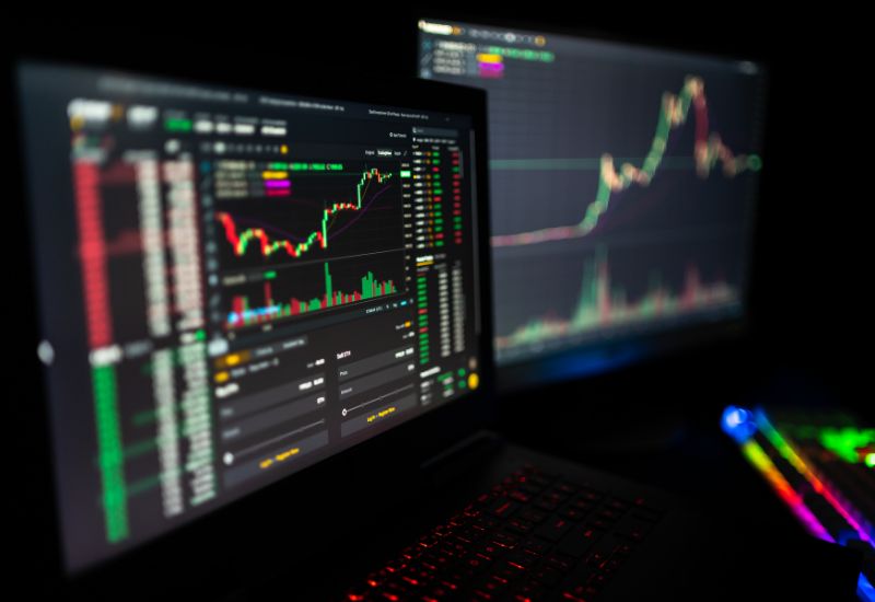 Crypto Trading Graphics on Computers