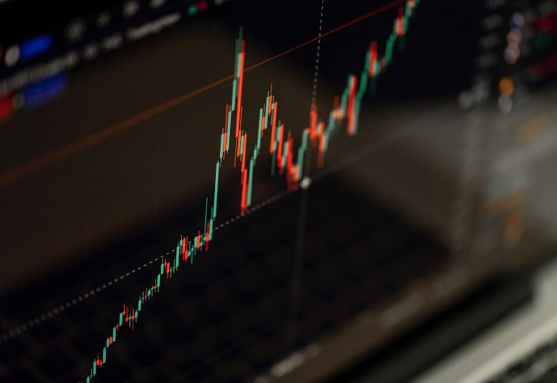 Crypto Trading Graphic