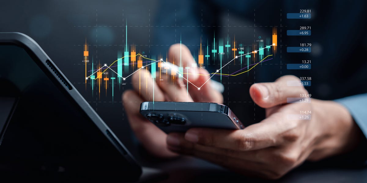 Crypto Signals Guide | How to Get Crypto Signals for Trading in 2025